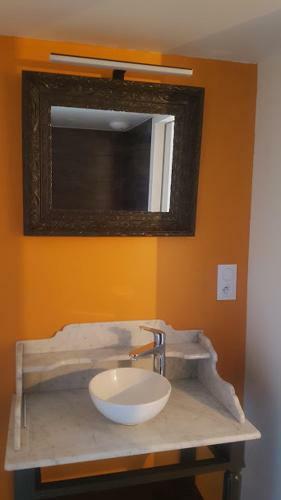 Chez Francine La Chenevi�re