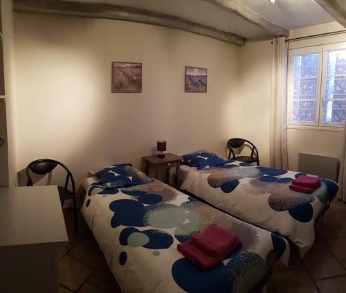 Hostal A L'ombre Du Ventoux
