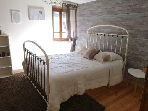 Maison Traditionnelle En Loz�re
