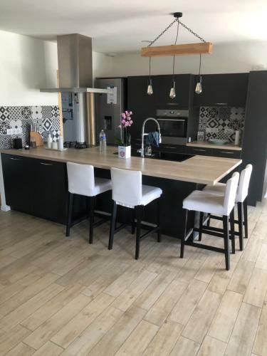 Chambre Double Avec Salle De Bain Privative