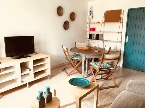 M&s - Apartment In Saint R�my De Provence