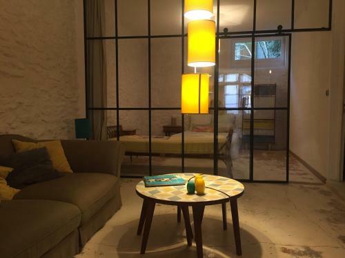M&s - Apartment In Saint R�my De Provence