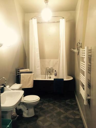 M&s - Apartment In Saint R�my De Provence