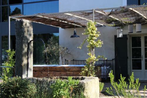 B&B Mas De Caustes