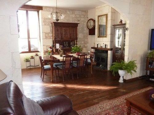 Hostal La Maison De L'aub�pin