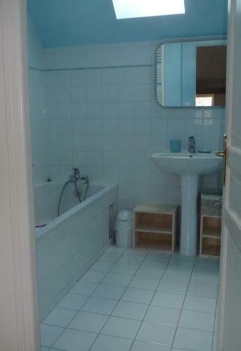 Hostal La Maison Des Fleurs