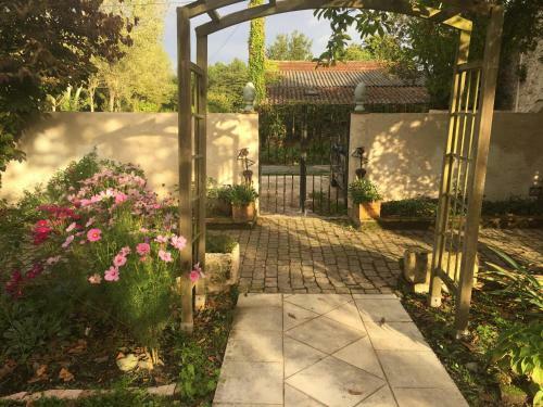 Bed & Breakfast Domaine Des Monges