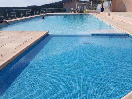 Apartamento Duplex, 2p, Large Vue M�diterran�e/garage