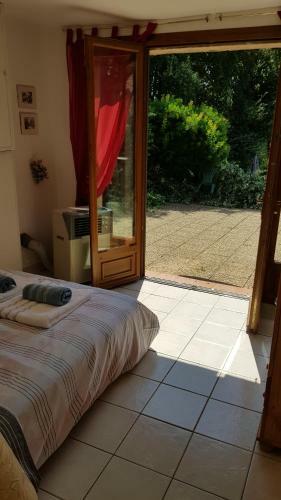 Saint Raphael - Appartement Dans Villa Au Calme � Valescure