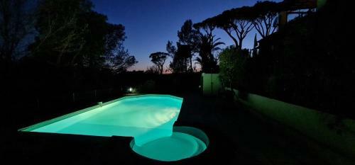 Saint Raphael - Appartement Dans Villa Au Calme � Valescure