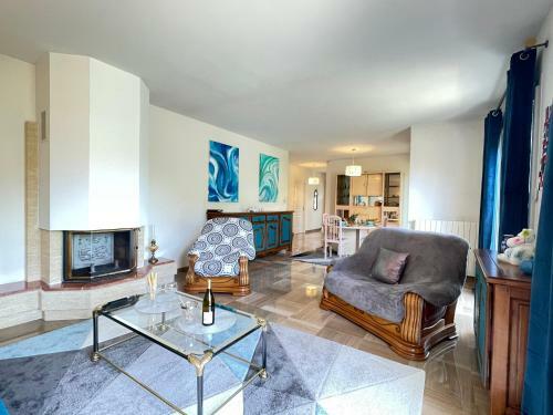 Villa Thalassa Yourhosthelper