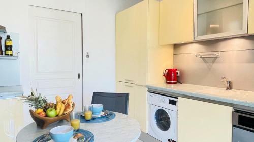 Villa Thalassa Yourhosthelper