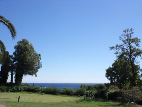 Villa Garden Level With Sea View For 6 People