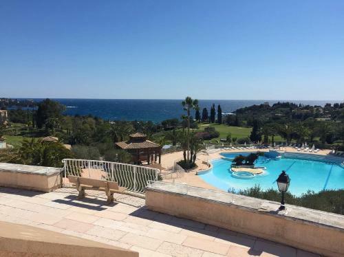 Villa Garden Level With Sea View For 6 People