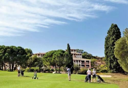 Villa Garden Level With Sea View For 6 People