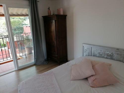 Hostal �tape 85