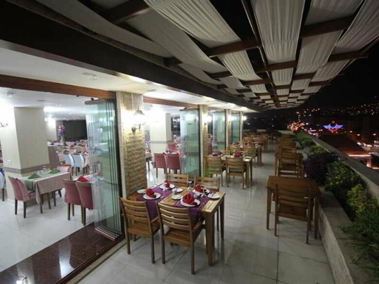 Grand Corner Boutique Hotel