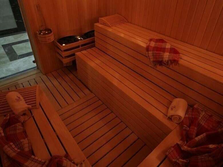 Grand Corner Boutique Hotel