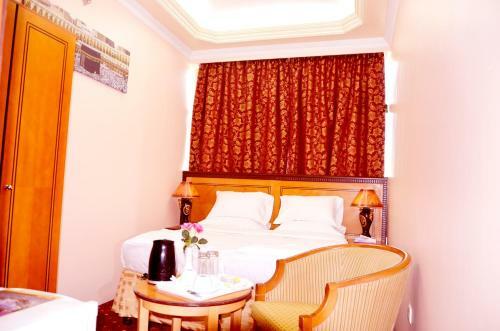 Anwar Al Diyafah Hotel