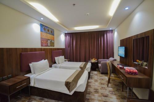 Reef Global Hotel