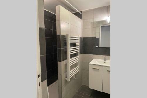 Maison Avec Jardin � 15 Min Des Plages