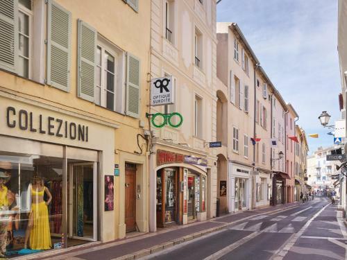 Apartamento Maison Panth�re - Luxury Harbour Residence