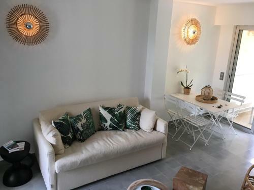 Saint-tropez Walking Distance, Sea View House
