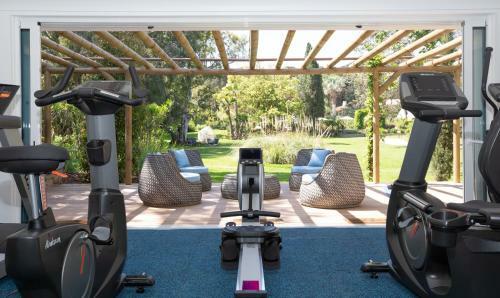 Hotel La Bastide Des Salins