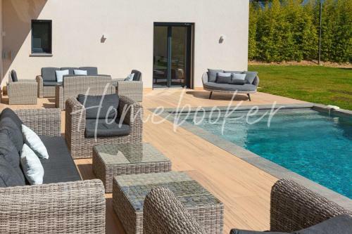 Villa Era Homebooker