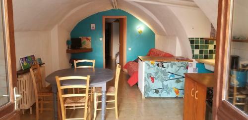 Apartamento G�te Un Air De Troglodyte