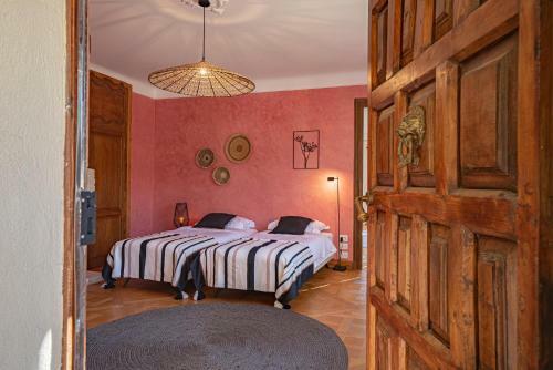 Gites Des Nymph�as Provence