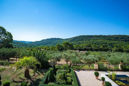Gites Des Nymph�as Provence