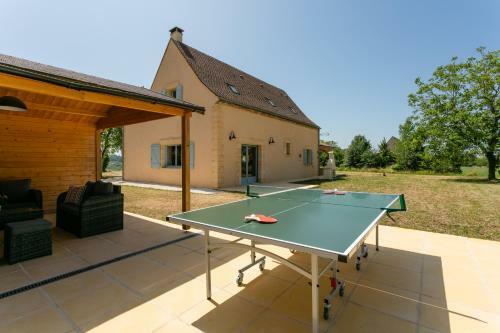 Villa Luxury 3 Bed Holiday Home With Swimming Pool