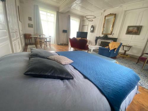 Hostal Ch�teau De Chatenay - Macon