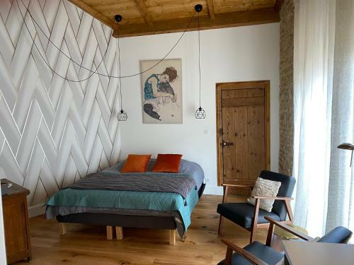 Hostal Ch�teau De Chatenay - Macon