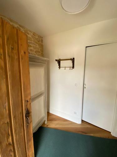 Hostal Ch�teau De Chatenay - Macon