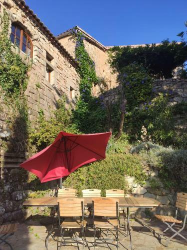 Maison De Hameau Ard�chois Avec Vue Imprenable