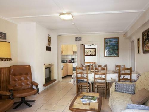 G�te Sanssat, 4 Pi�ces, 8 Personnes - Fr-1-489-192
