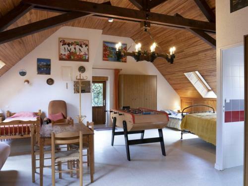 G�te Sanssat, 4 Pi�ces, 8 Personnes - Fr-1-489-192