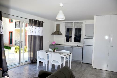 Apartamento Appartamento 4 Persone - Feet In The Water