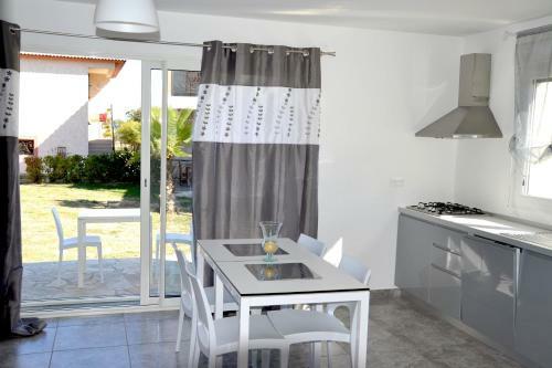 Apartment 4 People Near The Beach
