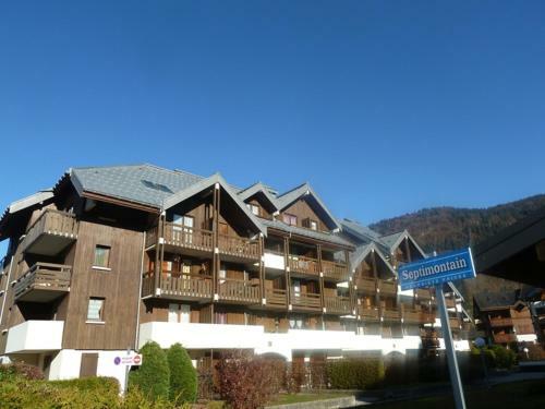 Apartamentos Samo�ns Studio