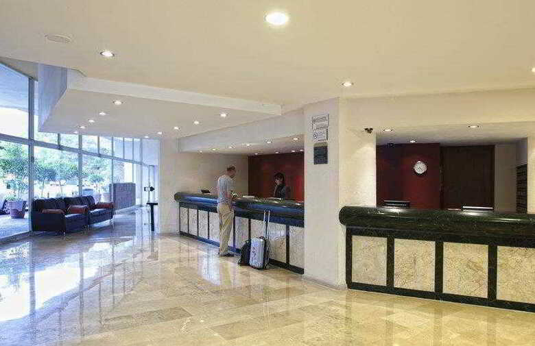 Hotel Fiesta Inn Morelia