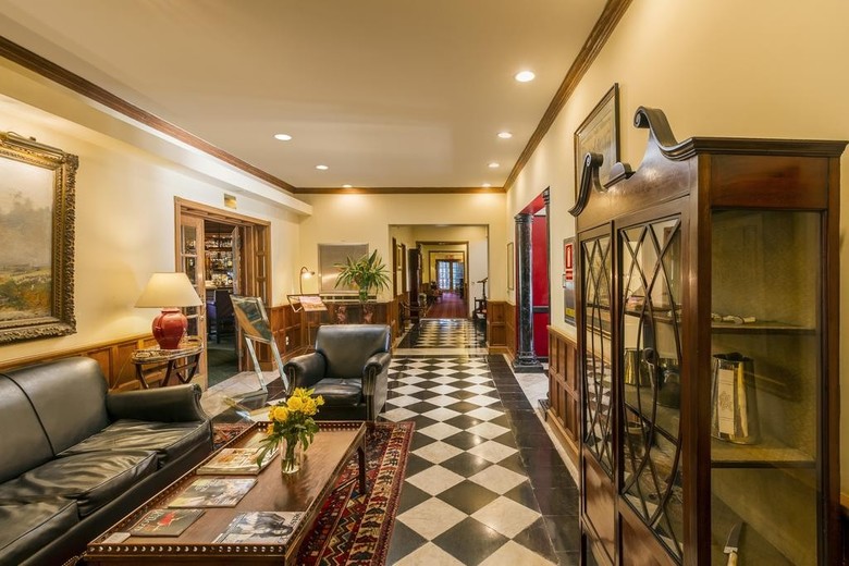 Hotel Belmont House