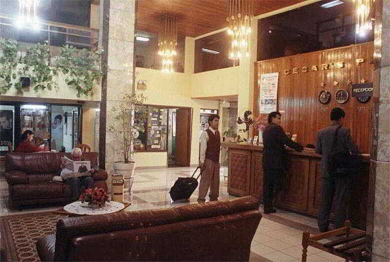 Hotel Cesars Plaza