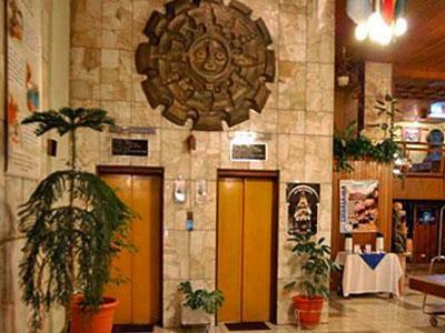 Hotel Cesars Plaza