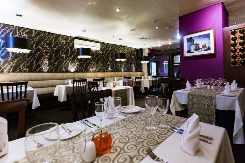 Cape Town Lodge Hotel