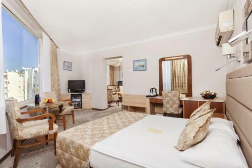 Izmir Palas Hotel