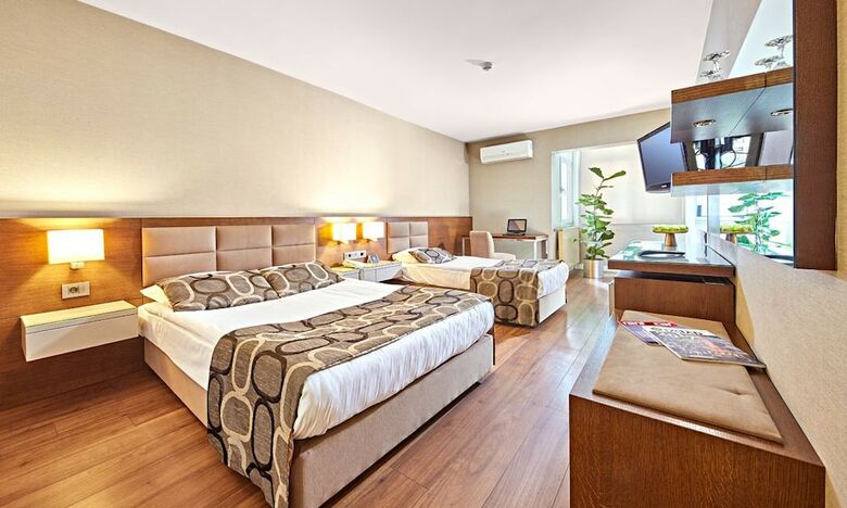 Hotel Zeybek