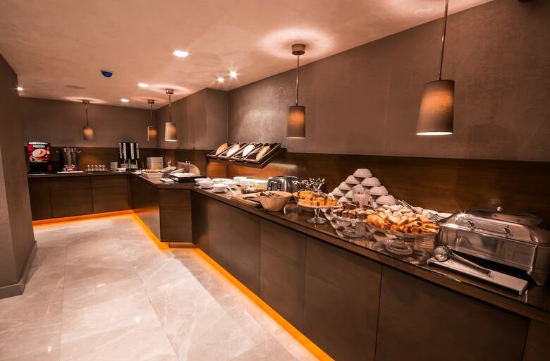 Hotel Zeybek